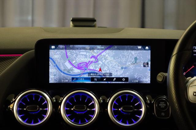 メルセデス‐AMG GLA35 4MATIC ナビゲーションパッケージ