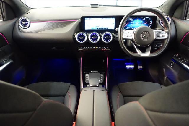 メルセデス‐AMG GLA35 4MATIC ナビゲーションパッケージ