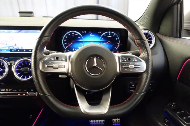 メルセデス‐AMG GLA35 4MATIC ナビゲーションパッケージ