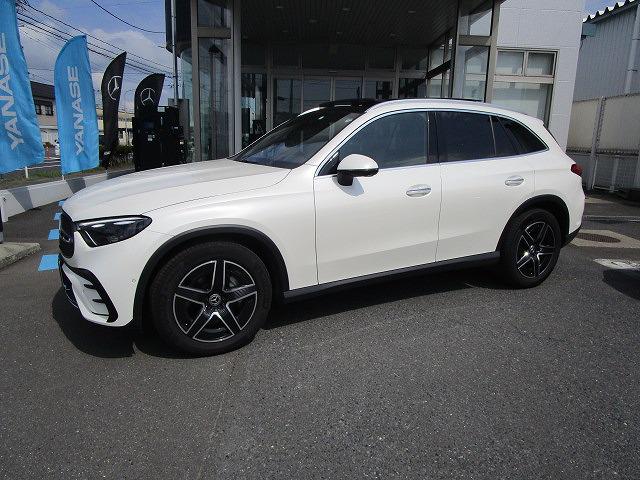 GLC220 d 4MATIC AMGラインパッケージ・AMGレザーエクスクルーシブパッケージ・ドライバーズパッケージ