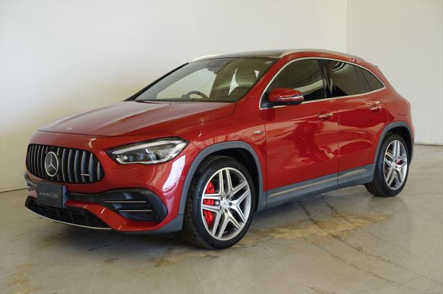 メルセデス‐AMG GLA45 S 4MATIC+