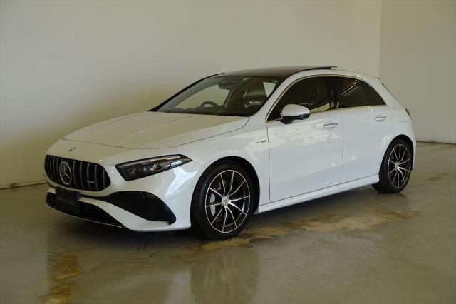 メルセデス‐AMG A35 4MATIC AMGパフォーマンスパッケージ・AMGアドバンスドパッケージ