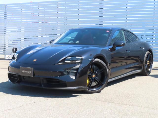 タイカン ターボS