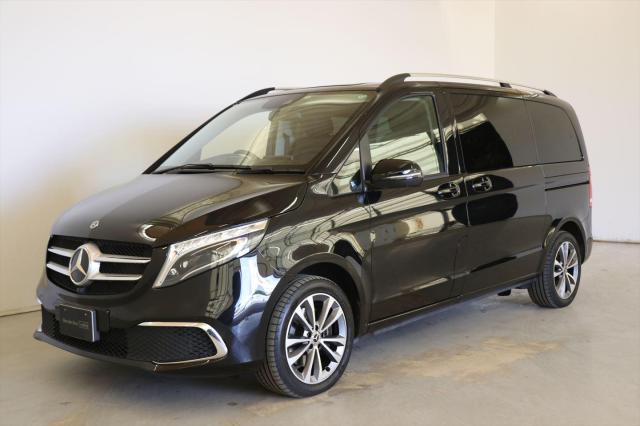 V220 d アバンギャルド