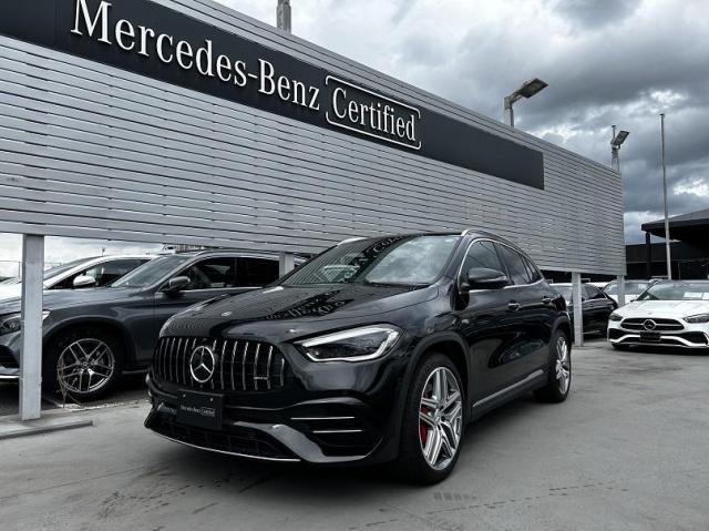 メルセデス‐AMG GLA45 S 4MATIC+ AMGパフォーマンスパッケージ・AMGアドバンスドパッケージ