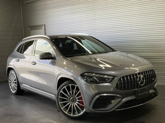 Mercedes-AMG GLA35 4MATIC