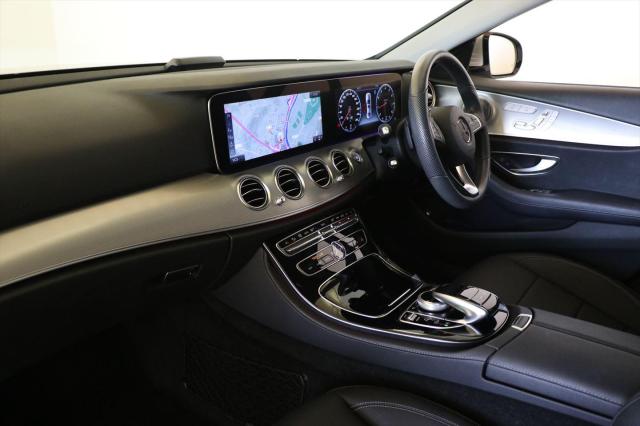E200 アバンギャルド レザーパッケージ