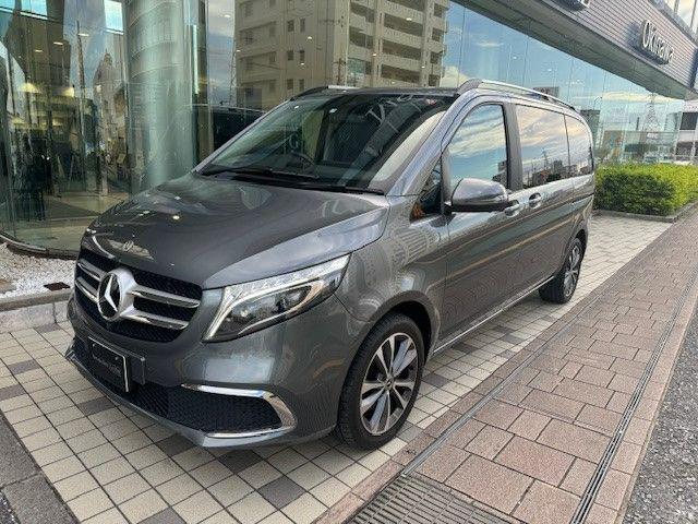 V220 d アバンギャルド