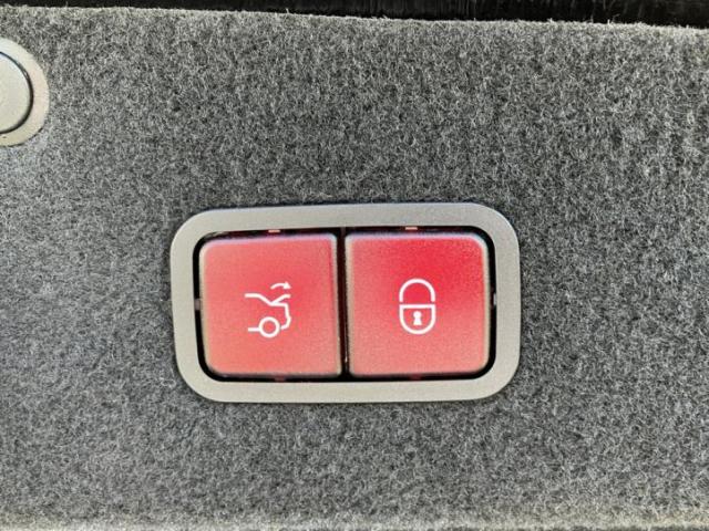 S63 4MATIC+ ロング