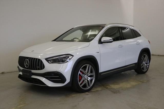 メルセデス‐AMG GLA45 S 4MATIC+ AMGパフォーマンスパッケージ・AMGアドバンスドパッケージ