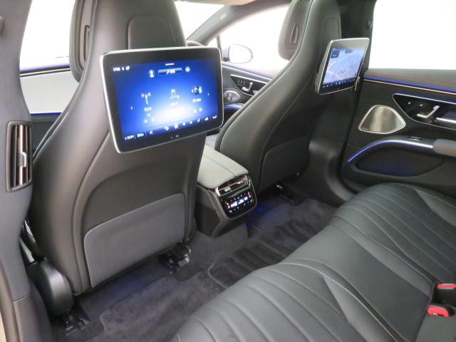 EQS450 プラス AMGライン エクスクルーシブパッケージ リアコンフォートパッケージ MBUXリアエンターテイメントシステムパッケージ