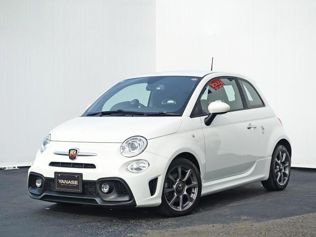 アバルト595 ベースグレード