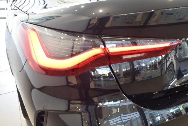 M440iX カブリオレ Mスポーツ