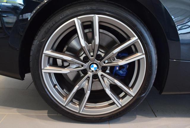 M440iX カブリオレ Mスポーツ