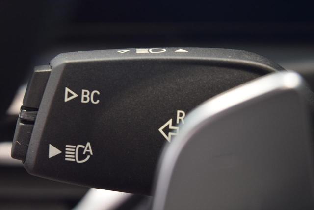 M440iX カブリオレ Mスポーツ