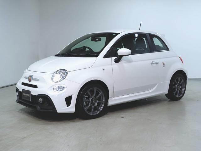 アバルト595 ベースグレード