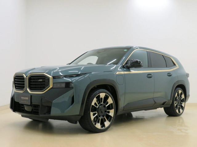 BMW XM ベースグレード