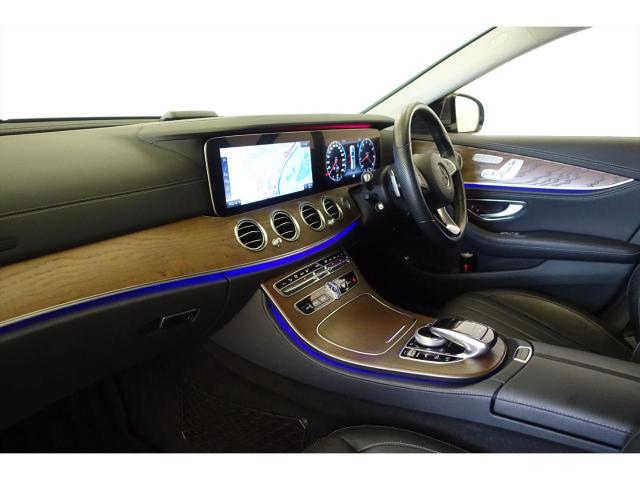 E400 4MATIC ステーションワゴン エクスクルーシブ