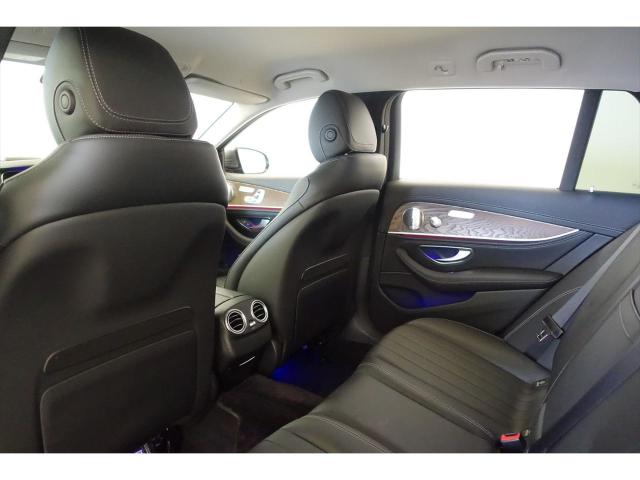 E400 4MATIC ステーションワゴン エクスクルーシブ