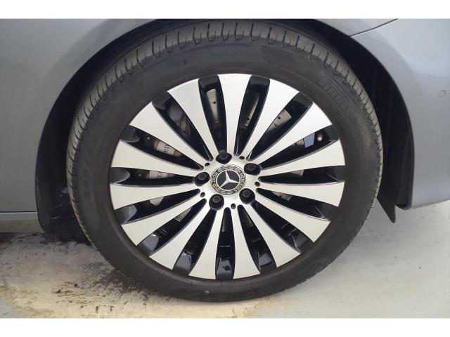 E400 4MATIC ステーションワゴン エクスクルーシブ