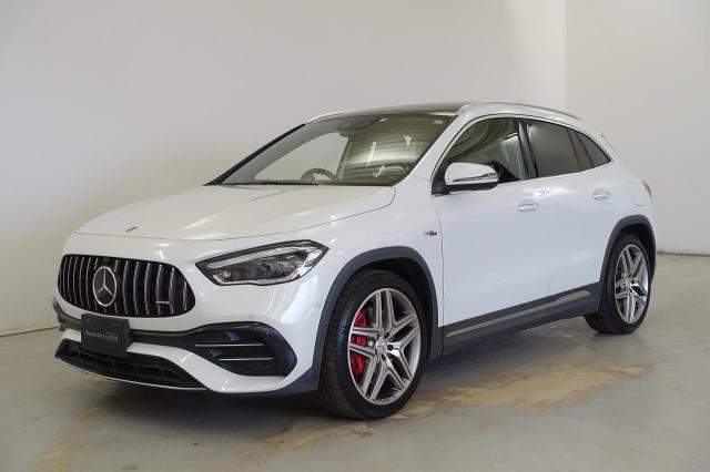 メルセデス‐AMG GLA45 S 4MATIC+ AMGパフォーマンスパッケージ・AMGアドバンストパッケージ