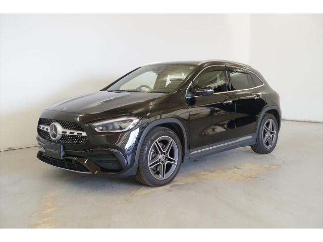 GLA200 d 4MATIC AMGライン ナビゲーションパッケージ