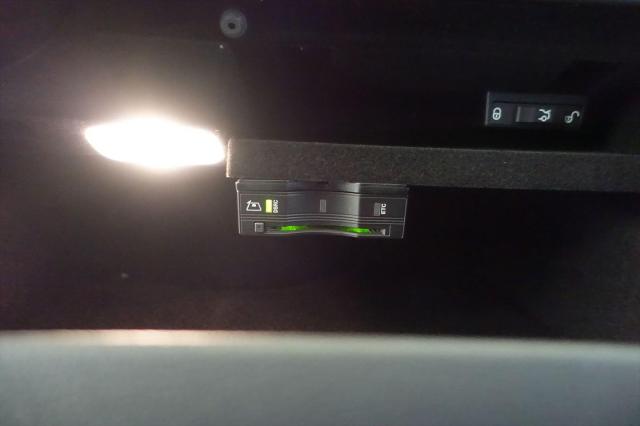 C200 アバンギャルド AMGライン レーダーセーフティパッケージ・ベーシックパッケージ