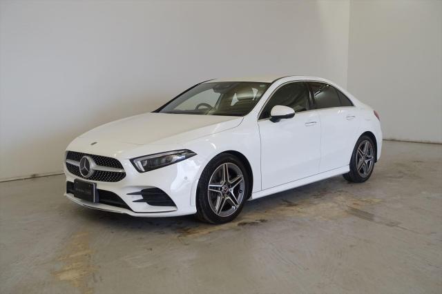 A250 4MATIC セダン AMGライン レーダーセーフティパッケージ・アドバンスドパッケージ・ナビゲーションパッケージ