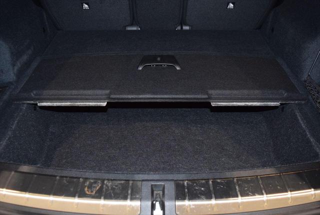 X1 xDrive18d xライン