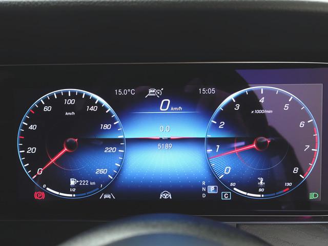 E300 スポーツ エクスクルーシブパッケージ