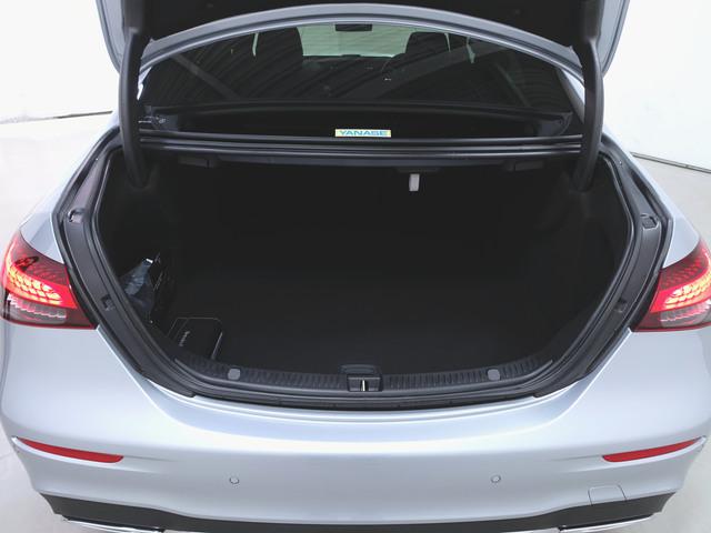 E300 スポーツ エクスクルーシブパッケージ