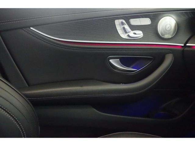 E200 スポーツ AMGラインインテリアパッケージ・レザーエクスクルーシブパッケージ