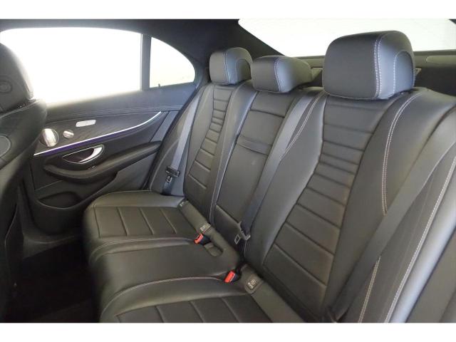 E200 スポーツ AMGラインインテリアパッケージ・レザーエクスクルーシブパッケージ