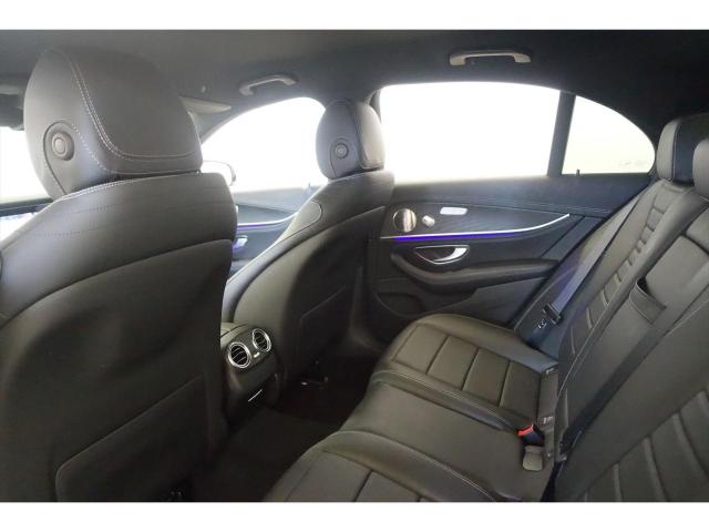 E200 スポーツ AMGラインインテリアパッケージ・レザーエクスクルーシブパッケージ