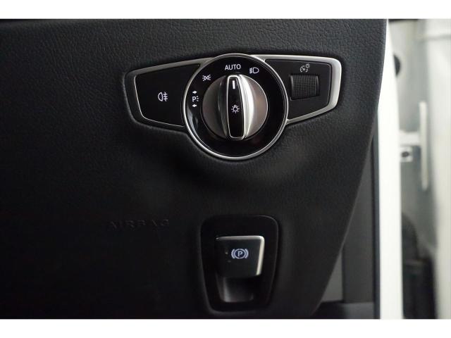 E200 スポーツ AMGラインインテリアパッケージ・レザーエクスクルーシブパッケージ