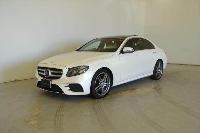 E200 アバンギャルド スポーツ レザーエクスクルーシブパッケージ