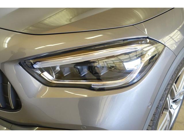 メルセデス‐AMG GLA45 S 4MATIC+