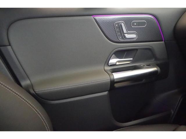 メルセデス‐AMG GLA45 S 4MATIC+