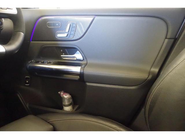 メルセデス‐AMG GLA45 S 4MATIC+