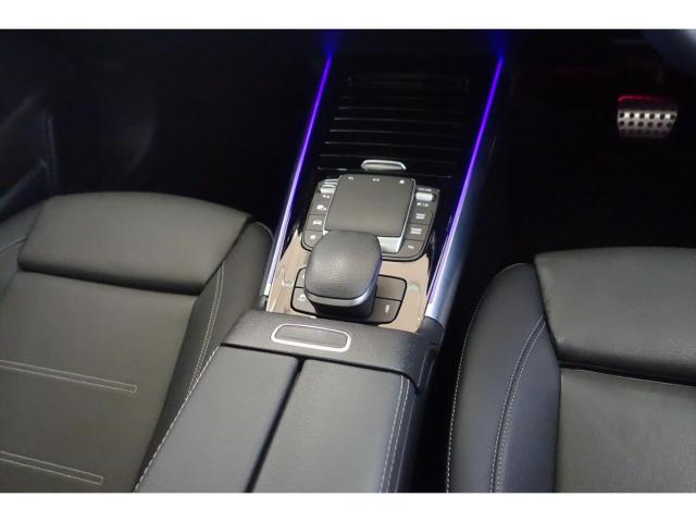 メルセデス‐AMG GLA45 S 4MATIC+