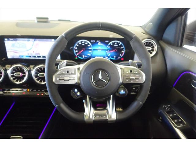 メルセデス‐AMG GLA45 S 4MATIC+