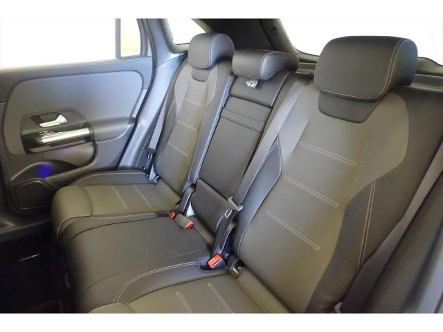 メルセデス‐AMG GLA45 S 4MATIC+