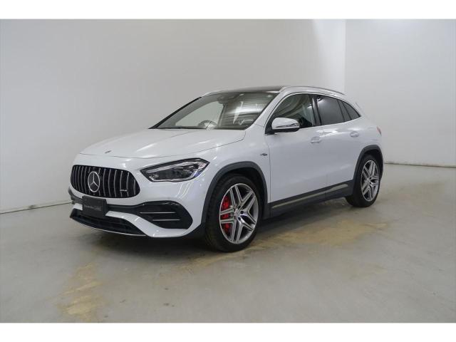 メルセデス‐AMG GLA45 S 4MATIC+ AMGパフォーマンスパッケージ・AMGアドバンスドパッケージ