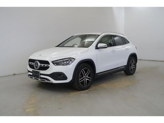 GLA200 d 4MATIC レザーエクスクルーシブパッケージ