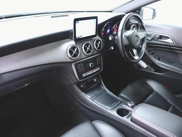 CLA220 4マチック レーダーセーフティパッケージ プレミアムパッケージ