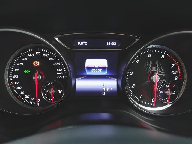 CLA220 4マチック レーダーセーフティパッケージ プレミアムパッケージ