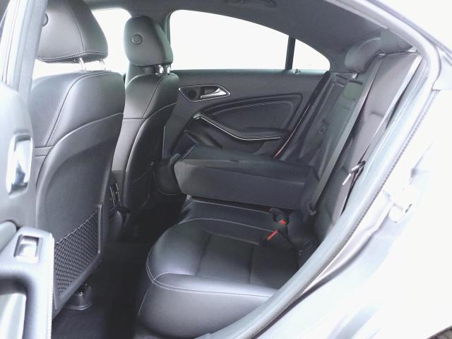 CLA220 4マチック レーダーセーフティパッケージ プレミアムパッケージ