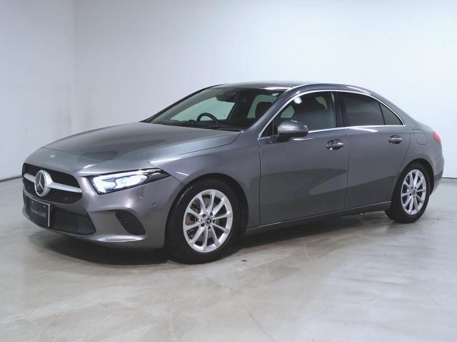 A250 4マチック セダン レザーエクスクルーシブパッケージ アドバンスドパッケージ レーダーセーフティーパッケージ ナビゲーションパッケージ