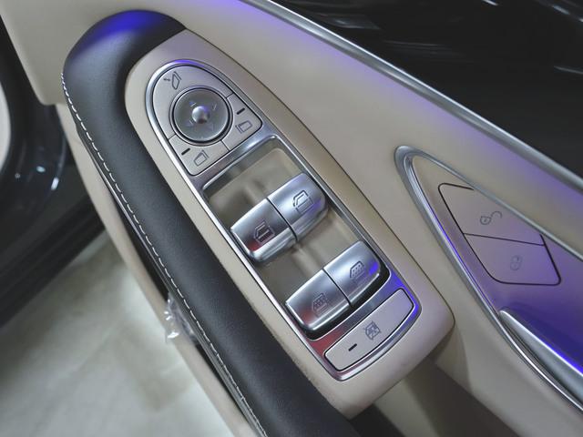 マイバッハ S550 ファーストクラスパッケージ