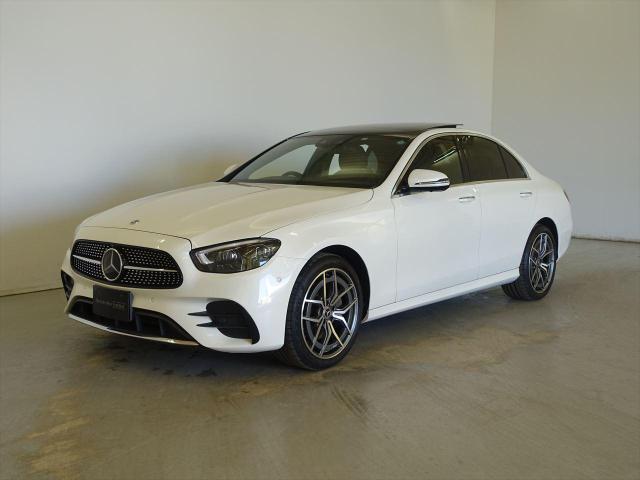 E200 4MATIC スポーツ AMGラインインテリアパッケージ・エクスクルーシブパッケージ